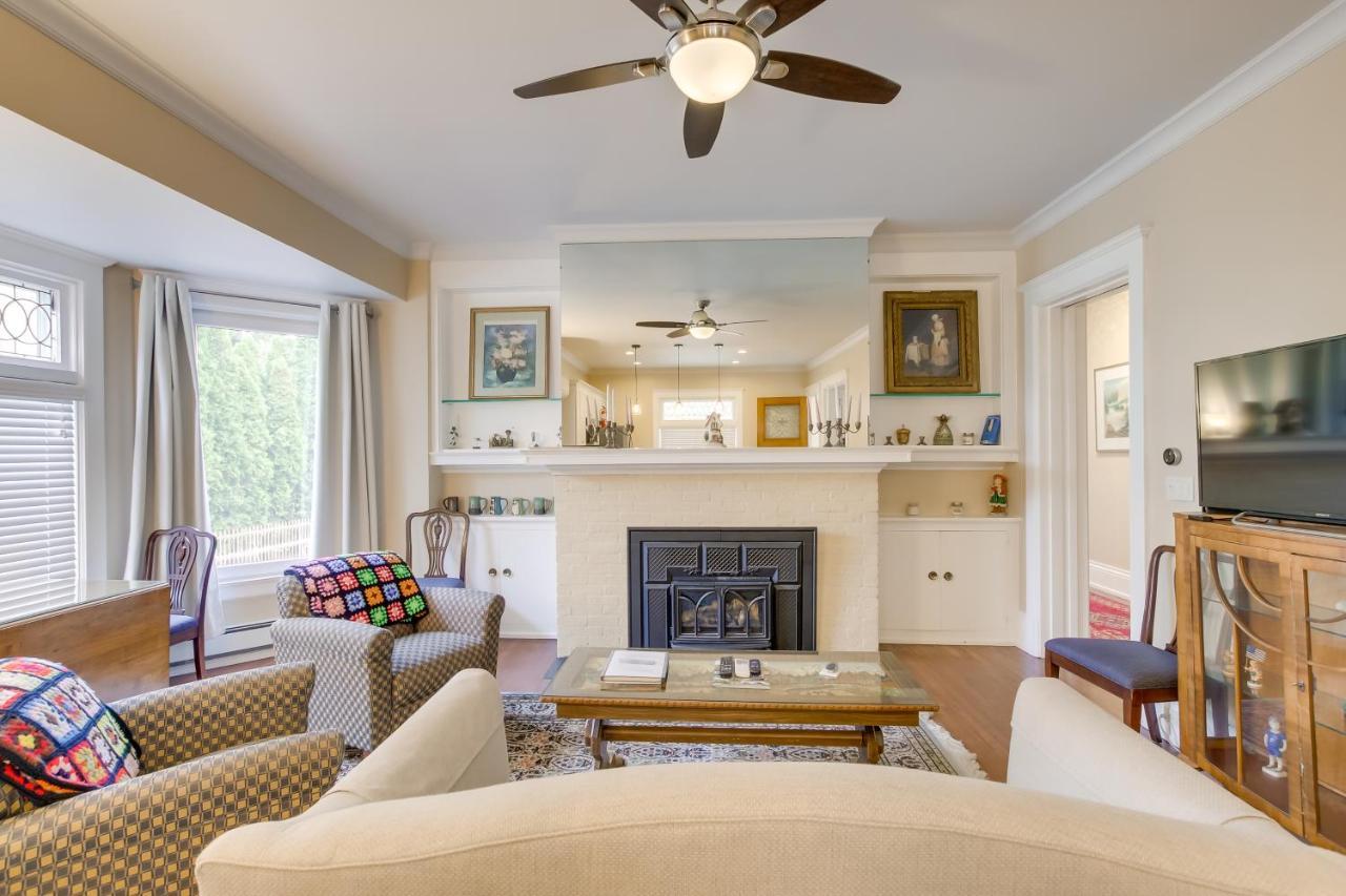 Updated Sheboygan Home With Porch Less Than 1 Mi To Beach Eksteriør bilde